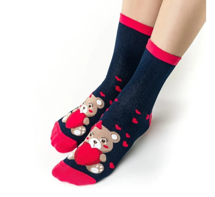 Dámské ponožky model 14559108 Srdce - Steven Dámské ponožky model 14559108 Srdce - Steven