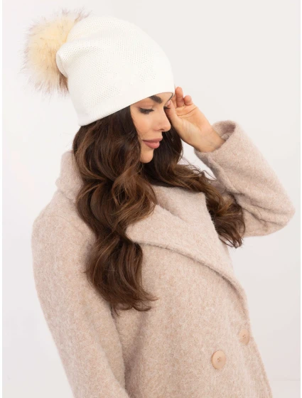 Čiapka JK CZ 14.72 ecru