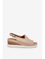 Dámské kožené sandály na klínu model 21696009 béžové - Artiker Dámské kožené sandály na klínu model 21696009 béžové - Artiker