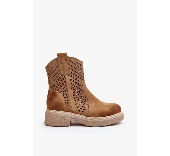 Zazoo Semišové dámské boty na plochém podpatku, prolamované, béžová Zazoo Semišové dámské boty na plochém podpatku, prolamované, béžová