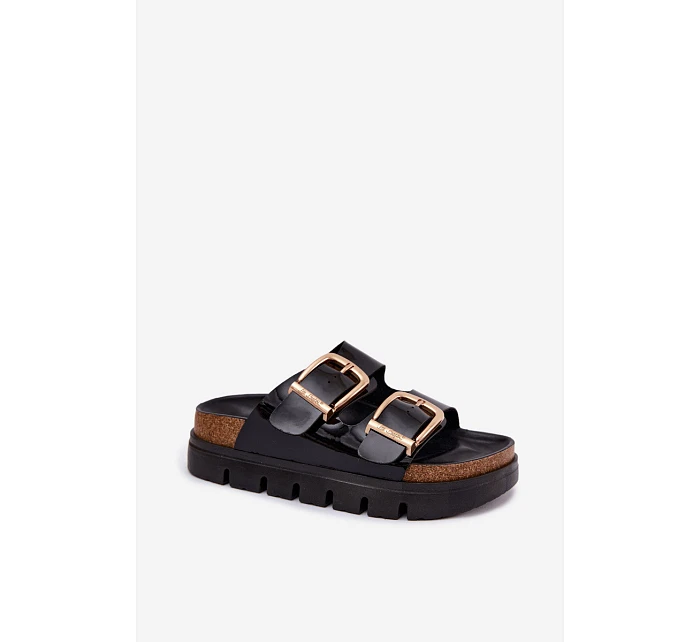 Lakované dámské pantofle na platformě se zlatými klipsy Lee Cooper LCW-26-35-4459L Černé