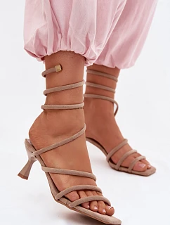 Sandále na podpätku model 227452 Step in style