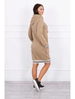 model 18743558 velbloudí šaty - K-Fashion model 18743558 velbloudí šaty - K-Fashion