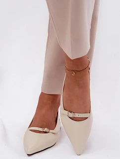 Kožené sandály na nízkém podpatku model 22123086 Světle béžové - Maciejka