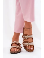 dámské pantofle na korkové platformě s přezkami Camel model 21688452 - Boto dámské pantofle na korkové platformě s přezkami Camel model 21688452 - Boto