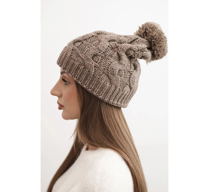 Dámska zimná čiapka z vlny s hrubým pleteným vzorom K458 mocca