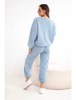 Dámska súprava s maslom a džínsami s výrezom v tvare srdca Dámska súprava s maslom a džínsami s výrezom v tvare srdca