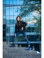 Tenká čierna dámska bunda s ozdobným prešívaním (JIN226) Tenká čierna dámska bunda s ozdobným prešívaním (JIN226)