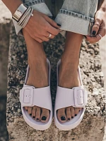 Dámske penové sandále na platforme s prackou White Caramel