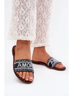 Klapki Damskie Na Płaskim Obcasie Ze Zdobieniem Amore Czarne Avelina Klapki Damskie Na Płaskim Obcasie Ze Zdobieniem Amore Czarne Avelina