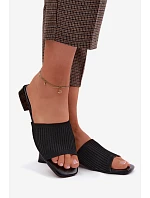 Materiálové dámské pantofle na plochém podpatku Černé Belissea