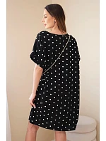 Dámske bodkované šaty s krátkymi rukávmi a kabelkou čierne