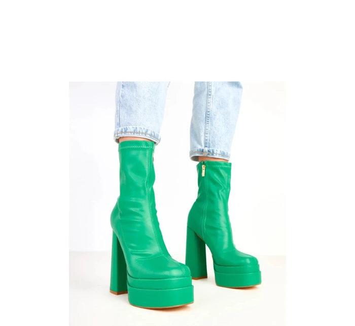 Topánky na podpätku model 217894 Solea