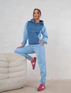 Dámska dvojfarebná tepláková súprava v modrej farbe (554)