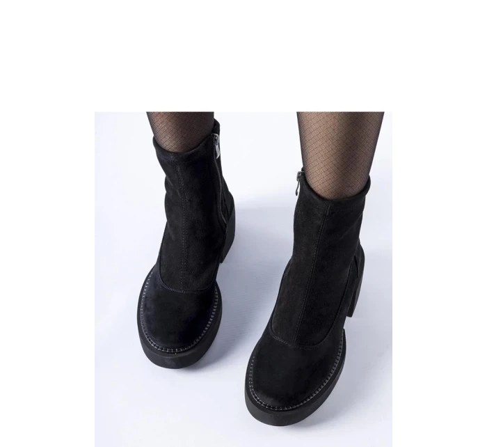 Topánky na podpätku model 206495 Solea Topánky na podpätku model 206495 Solea