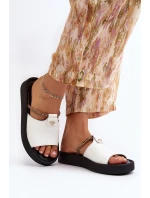 Dámské kožené žabky model 21646246 - Zazoo