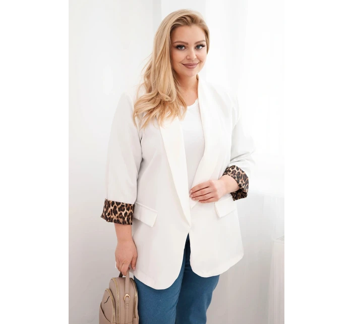Dámská sako Plus Size s podšívkou v leopardím vzoru ecru Dámská sako Plus Size s podšívkou v leopardím vzoru ecru