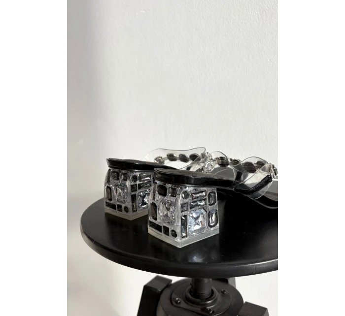 Dámské pantofle s krystaly D&A MR1037-02 Černé