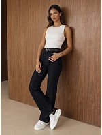 Jeansy damskie fit z paskiem granatowe model 22394661 - FashionStreet Jeansy damskie fit z paskiem granatowe model 22394661 - FashionStreet