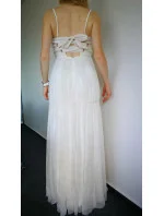 Dámské šaty  na ramínka s sukní dlouhé bílé Bílá / XL & model 15043063 - SOKY&SOKA