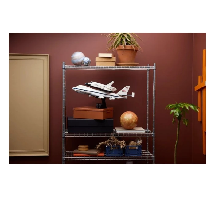 Icons model 21864086 - Lego