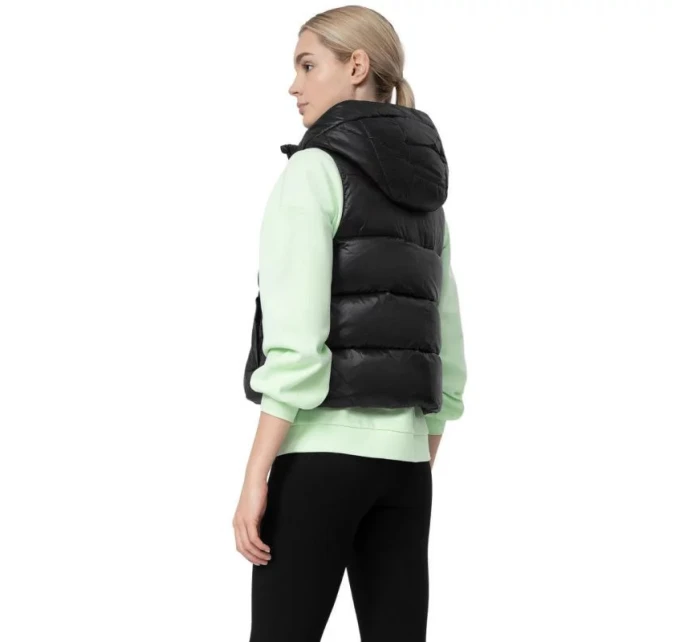 Dámska páperová vesta F092 W 4FSS23TDJAF092 20S čierna - 4F Dámska páperová vesta F092 W 4FSS23TDJAF092 20S čierna - 4F