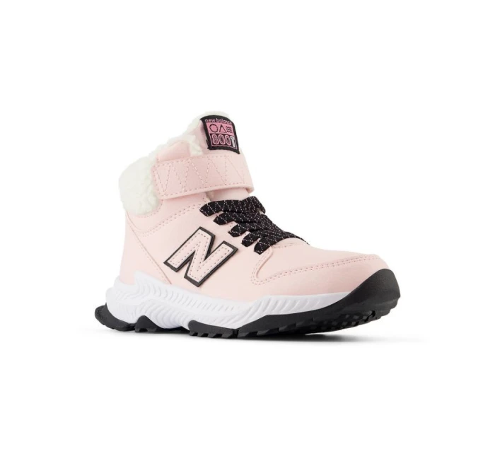 Zateplené dětské zimní boty model 21813550 - New Balance Zateplené dětské zimní boty model 21813550 - New Balance