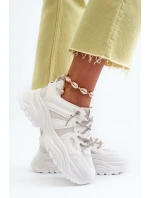 Dámske tenisky na pevnej podrážke s ozdobným šnurovaním biela Relissa Dámske tenisky na pevnej podrážke s ozdobným šnurovaním biela Relissa