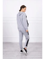 Šedá pruhovaná športová súprava