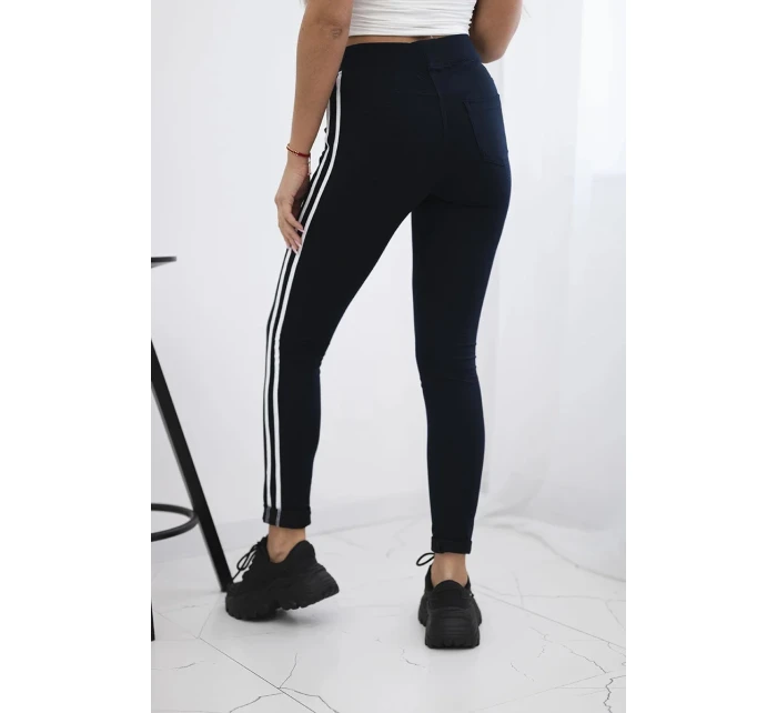 Nohavice s dvoma lampášmi tmavomodré