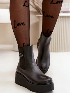 Topánky na klinovom podpätku model 199274 Step in style