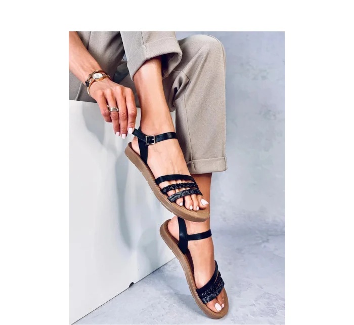 Dámske sandále 2107 model 181883 čierne - Inello