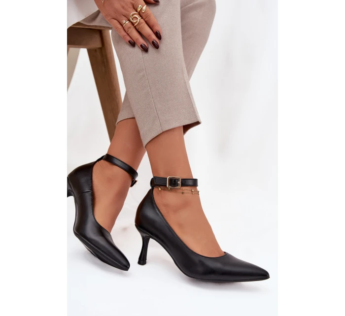 Lodičky s ihlovým podpätkom model 221171 Krok vo veľkom štýle Lodičky s ihlovým podpätkom model 221171 Krok vo veľkom štýle