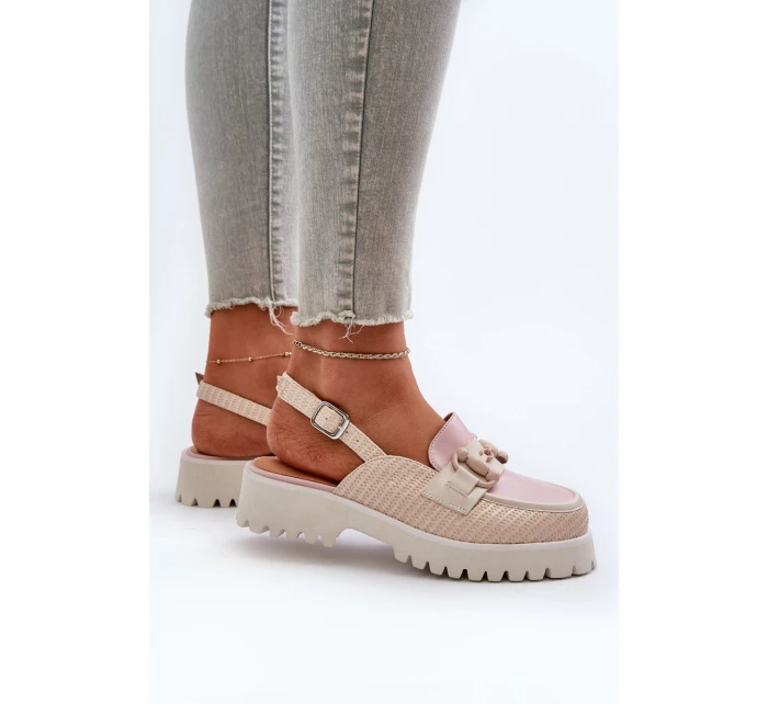 Dámské sandály na ploché podrážce s ozdobou béžové D&A model 21655998 - S.Barski