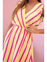 Dámske bavlnené šaty s farebnými pruhmi v neónovo žltej farbe Dámske bavlnené šaty s farebnými pruhmi v neónovo žltej farbe
