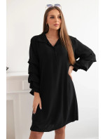 Nadrozmerné šaty s ozdobnými rukávmi v čiernej farbe
