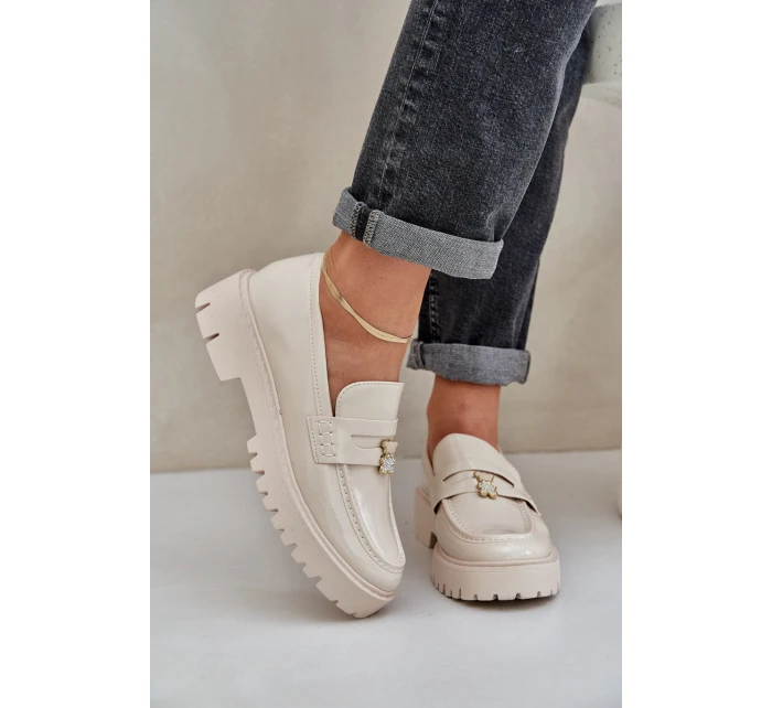 Lakierowane Mokasyny Damskie Z Przypinką Miś Beżowe Wulinea Lakierowane Mokasyny Damskie Z Przypinką Miś Beżowe Wulinea