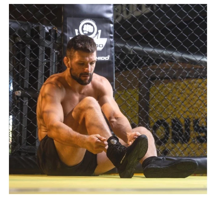 Tréningová obuv MMA BOKS ZAPASY ARS-2051B - veľkosť 40 Tréningová obuv MMA BOKS ZAPASY ARS-2051B - veľkosť 40