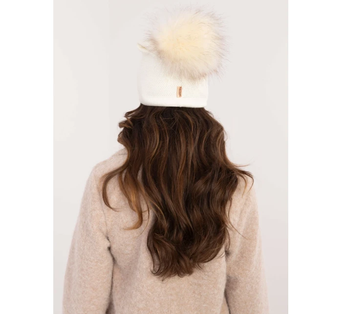 Čiapka JK CZ 14.72 ecru