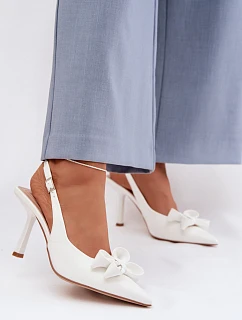 Dámské sandály na podpatku s mašlí bílé model 22027969 - Boto