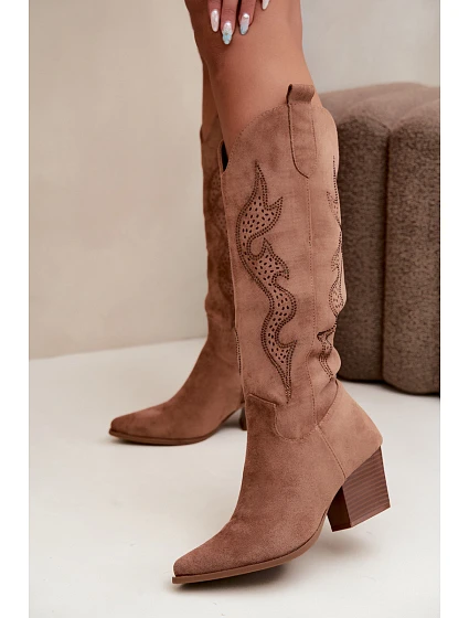 Dámské kozačky s výšivkou a podpatkem Camel model 22320872 - Boto Dámské kozačky s výšivkou a podpatkem Camel model 22320872 - Boto
