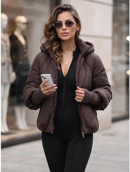 Dámska zimná prešívaná bunda s kapucňou, hnedá, FashionStreet TY5896 Dámska zimná prešívaná bunda s kapucňou, hnedá, FashionStreet TY5896