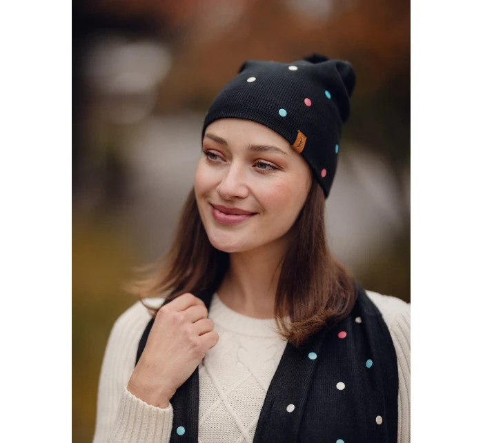 Dámsky set šatky a čiapky Vuch Nurit Set M-Black Dámsky set šatky a čiapky Vuch Nurit Set M-Black