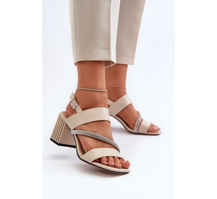 Dámské elegantní sandály na podpatku béžové D&A model 21656019 - S.Barski Dámské elegantní sandály na podpatku béžové D&A model 21656019 - S.Barski