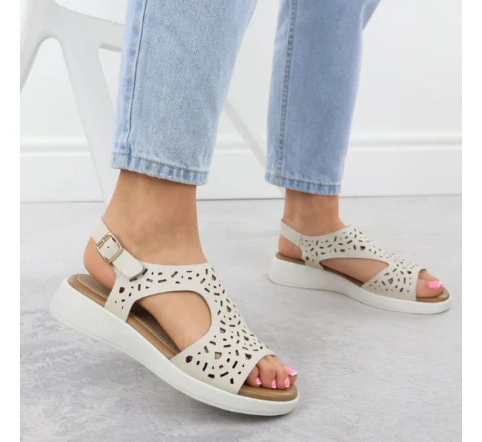 Dámské krémové ažurové sandály Sergio model 21905046 - LEONE