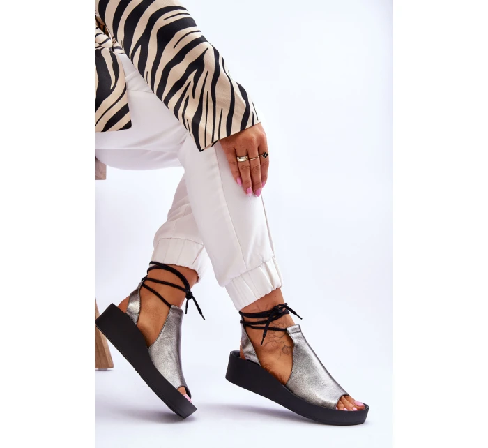 Skórzane Sandały Na Koturnie Nicole 2743/063 Srebrno-Czarne