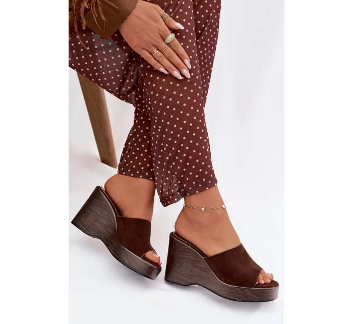 Ženské pantofle na platformě čokoládové Ravelia Ženské pantofle na platformě čokoládové Ravelia