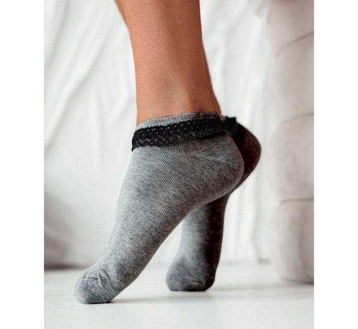 Dámske ponožky s čipkou Milena 941