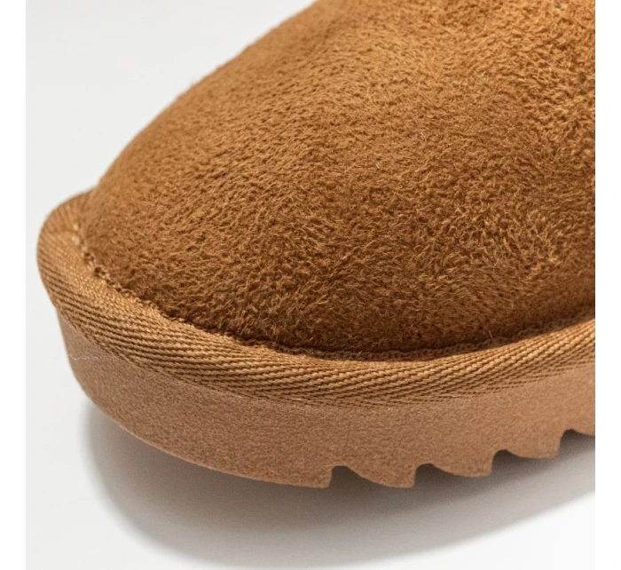 Wrangler Elsa Platform MID dámske snehové topánky zateplené zimné topánky s kožušinou čierne (20243077.37B) dámske Wrangler Elsa Platform MID dámske snehové topánky zateplené zimné topánky s kožušinou čierne (20243077.37B) dámske