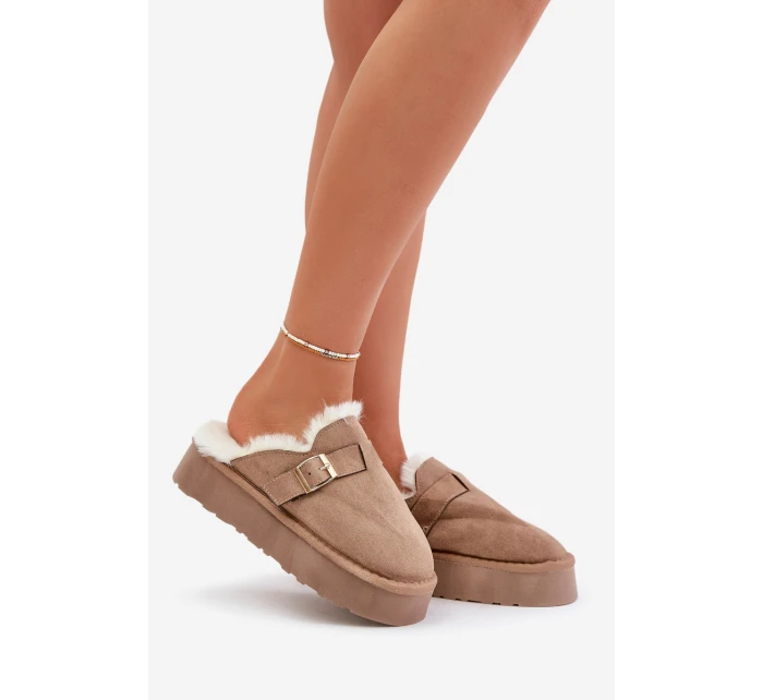 Kapcie Damskie Na Grubej Podeszwie Z Futerkiem I Klamrą Ciemnobeżowe Linneola Kapcie Damskie Na Grubej Podeszwie Z Futerkiem I Klamrą Ciemnobeżowe Linneola